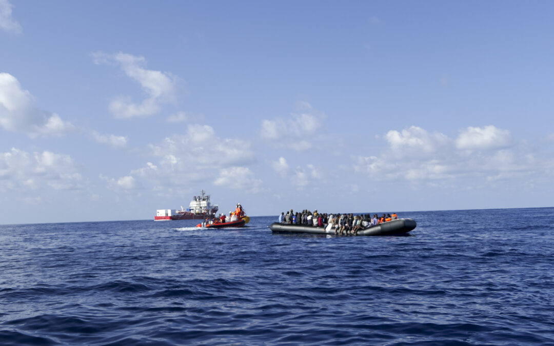 [COMMUNIQUÉ] 104 rescapés à bord de l'Ocean Viking à la recherche d'un lieu sûr SOS Méditerranée