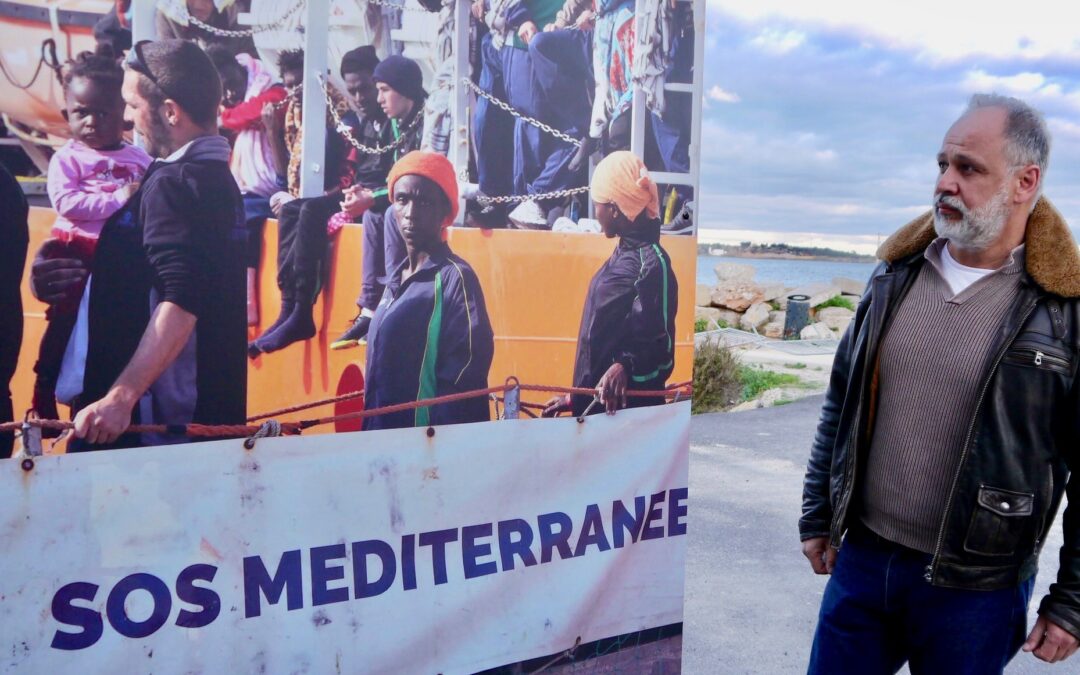 [TROIS QUESTIONS À] Olivier Cabassut, acteur - « La Méditerranée est un espace de liberté, pas un endroit où l’on se noie. » SOS Méditerranée