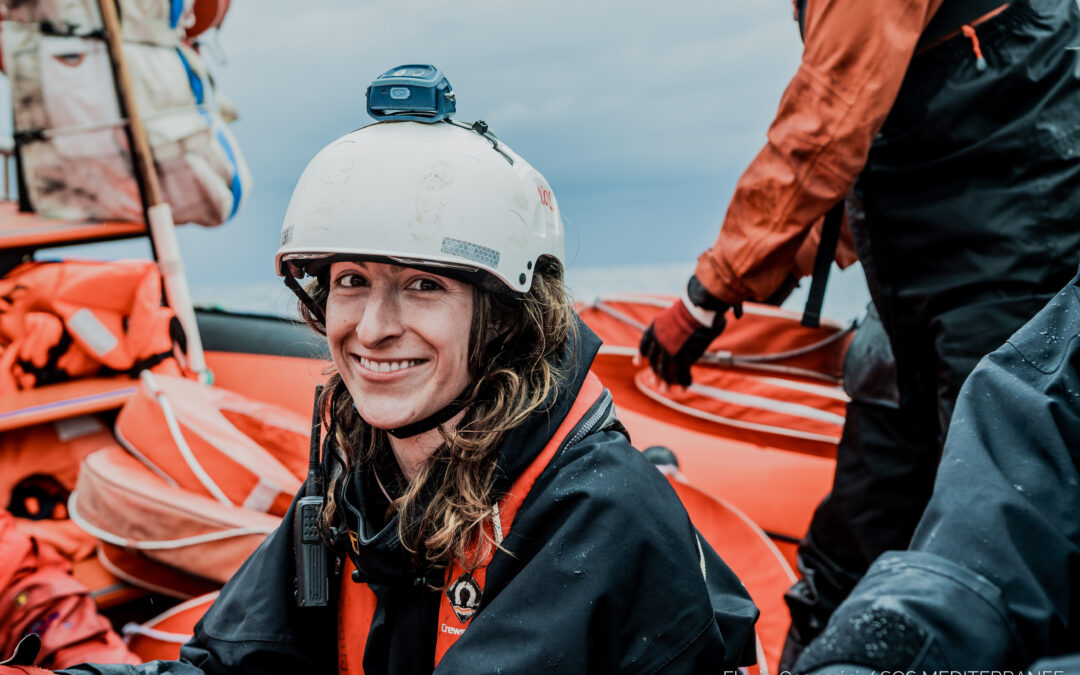 [3 QUESTIONS À] Pauline, sage-femme à bord de l’Ocean Viking - Les soins médicaux, un besoin vital pour les rescapées en Méditerranée centrale SOS Méditerranée