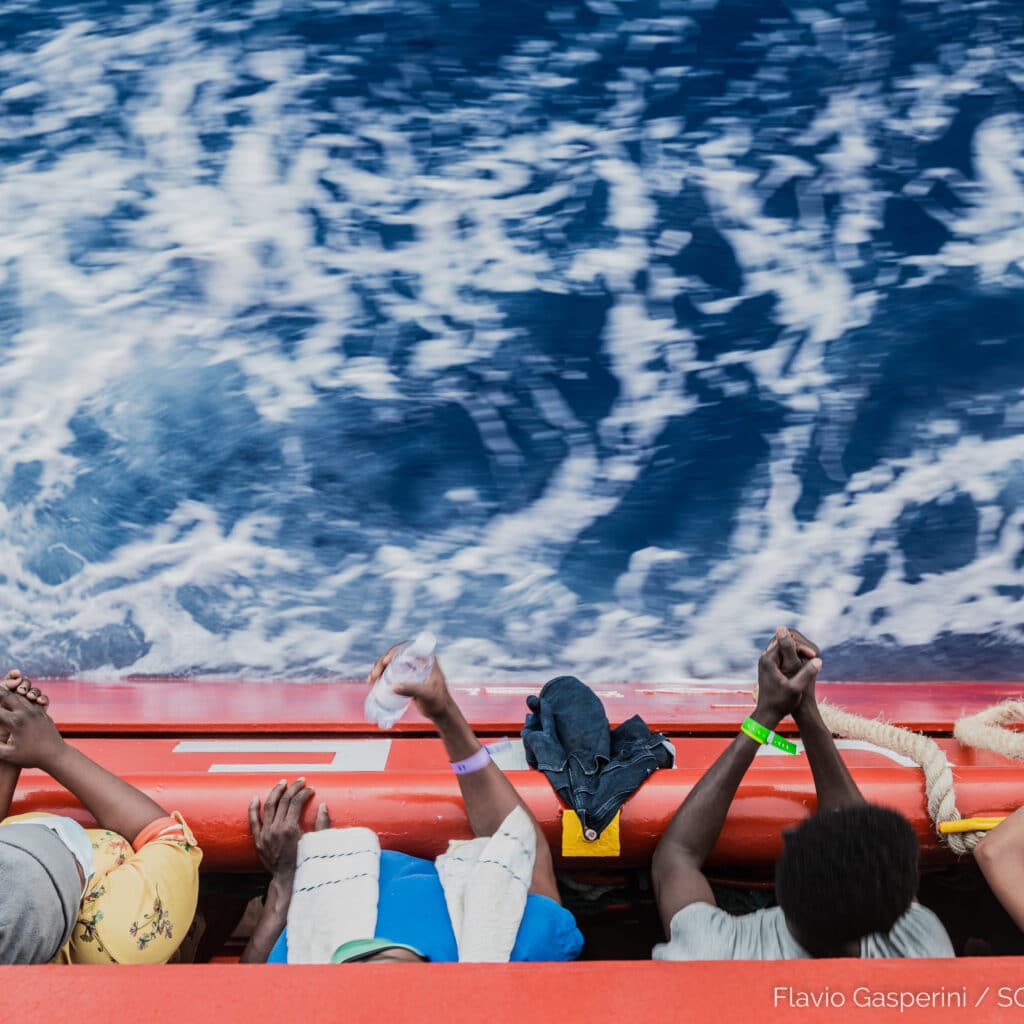 [TÉMOIGNAGE]  « Dans la rue, il y avait des soldats à l'arrière d'un pick-up qui tiraient avec des lance-roquettes. » - Musse, rescapé secouru par l’Ocean Viking SOS Méditerranée
