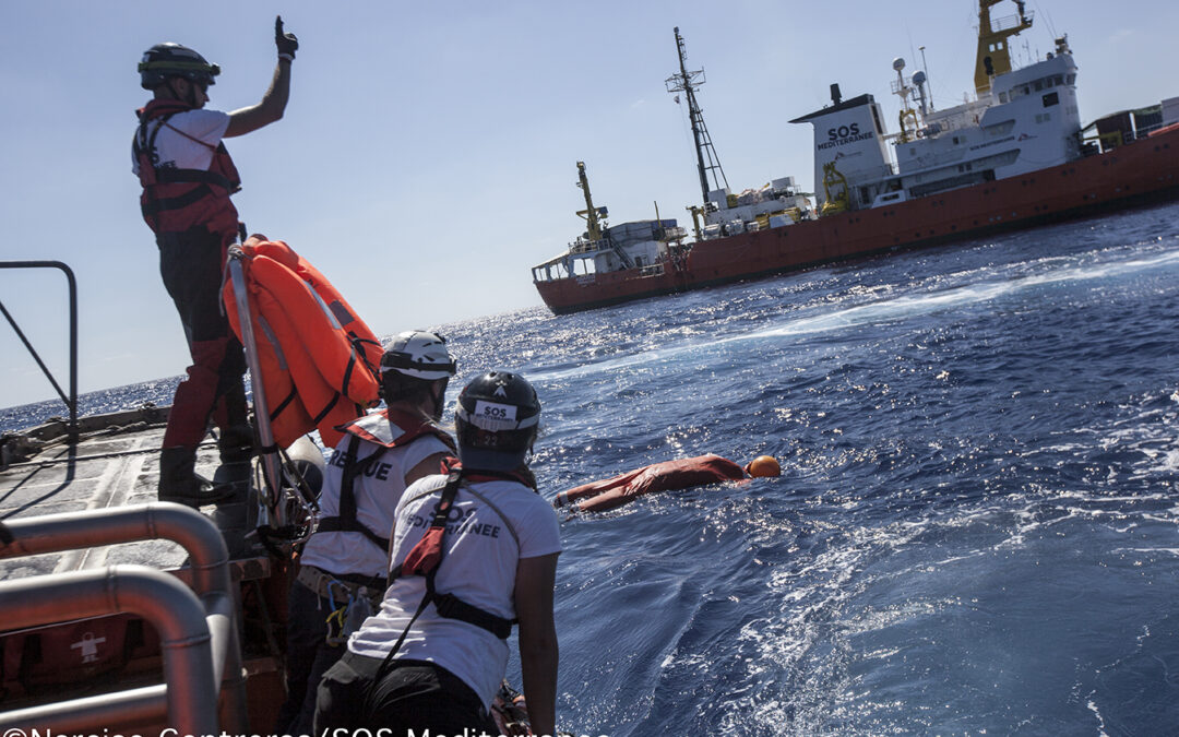 SOS MEDITERRANEE accepte de signer le Code de conduite, si des modifications précises y sont apportées SOS Méditerranée