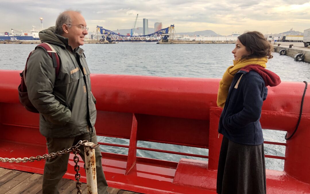 [ILS NOUS SOUTIENNENT] Saype, "land artist" et Alain Damasio, écrivain, visitent l'Ocean Viking SOS Méditerranée