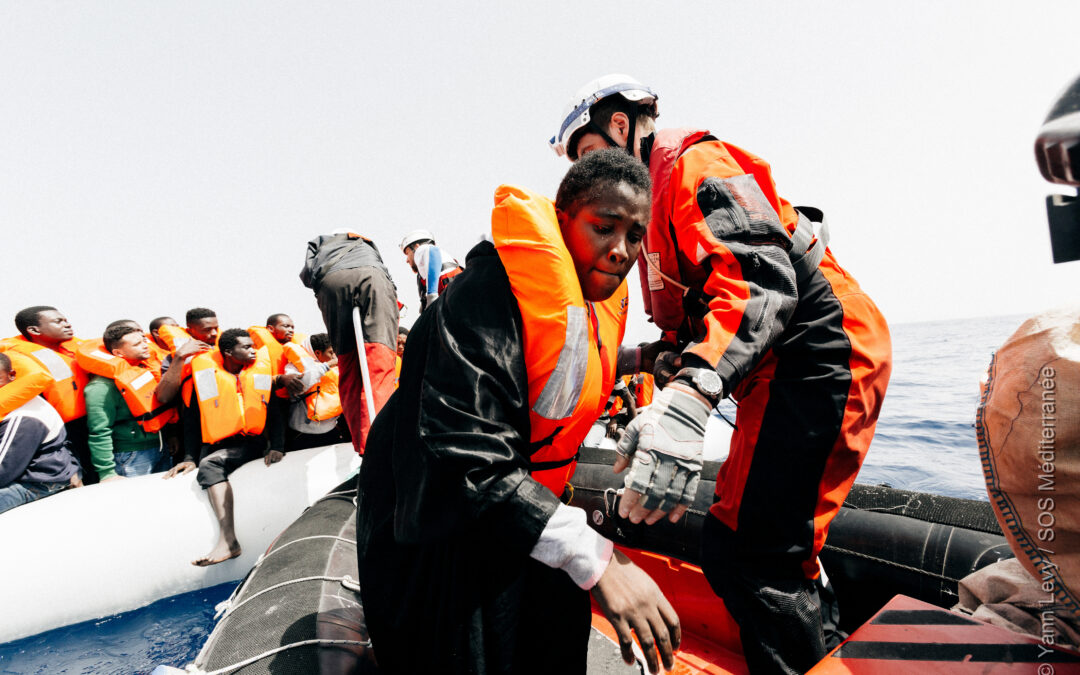 [L'OEIL DU PHOTOGRAPHE] Yann Lévy expose à Honfleur SOS Méditerranée