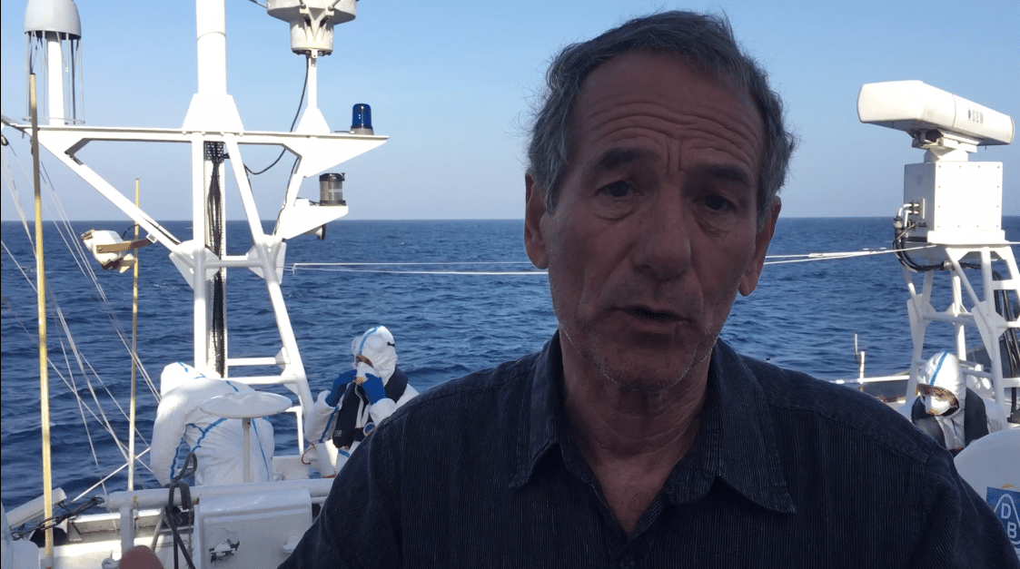 Jean-Paul Mari : transfert des réfugiés à Lampedusa SOS Méditerranée