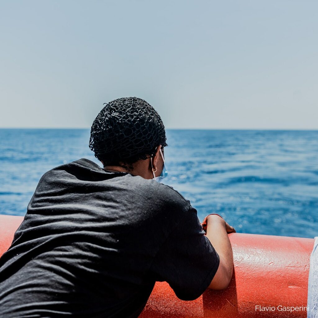 [TÉMOIGNAGE] « Quand je me suis réveillée, je ne savais pas si j’étais morte ou vivante » - Abi, 18 ans, rescapée SOS Méditerranée